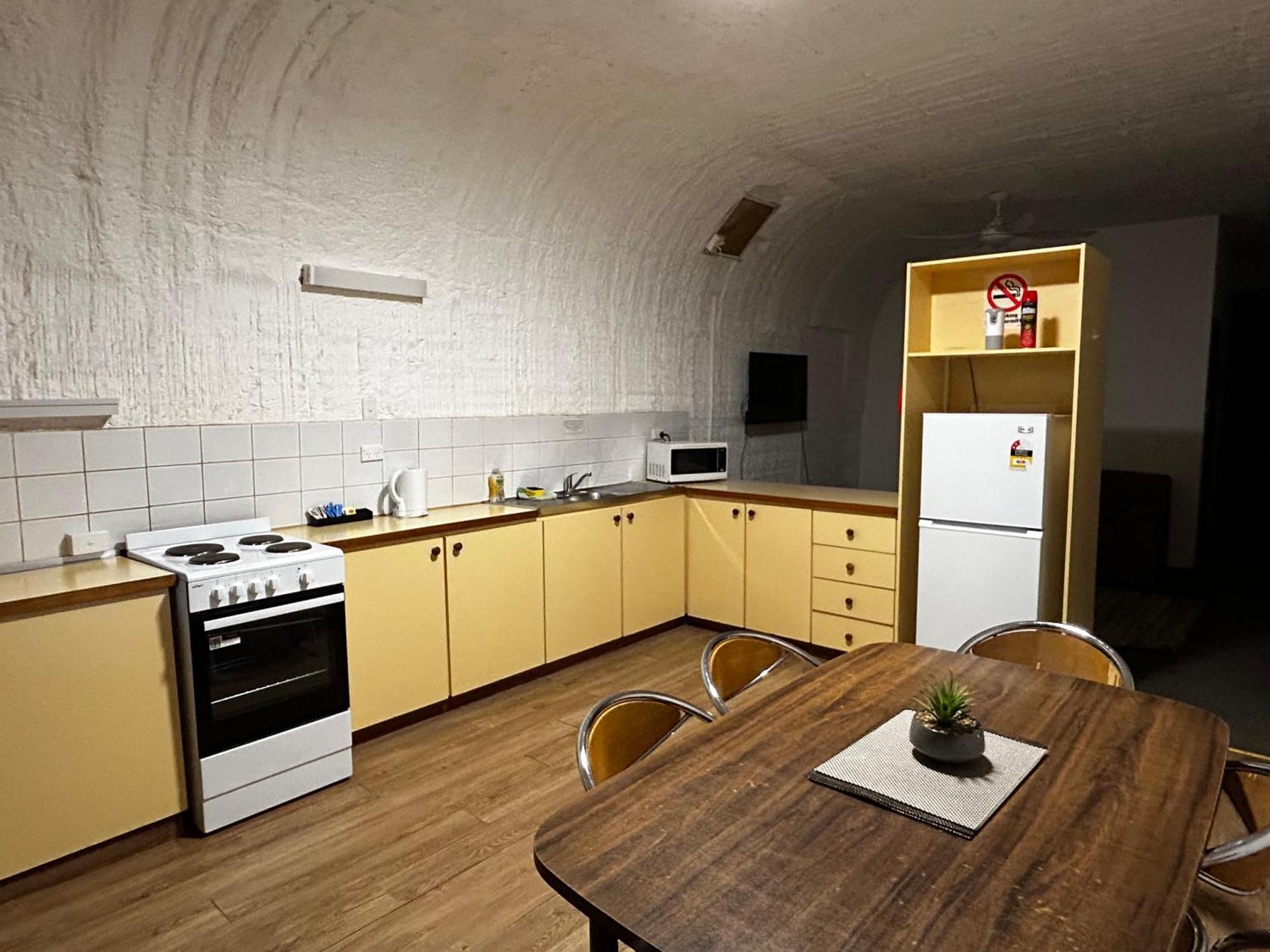 Desert View Apartments Coober Pedy Exteriér fotografie